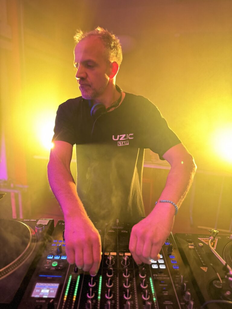 SickSpud in da mix @ mUZIC.radio festival - UZIC residents LIVE